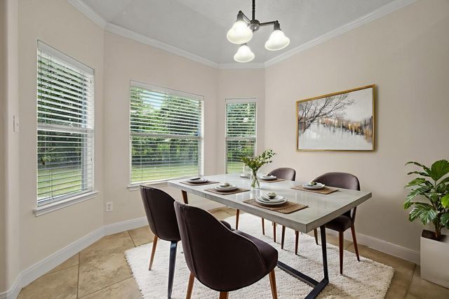 1743 Hill Top Lane, Kingwood, TX 77339