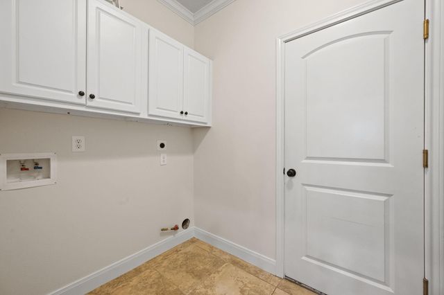 1743 Hill Top Lane, Kingwood, TX 77339