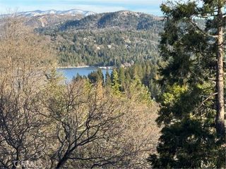 971 Nadelhorn Drive, Lake Arrowhead, CA 92352