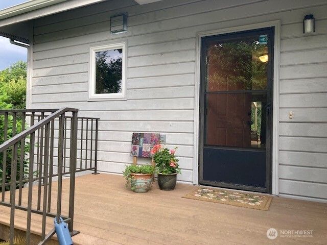 1825 Lenox Court NW, Olympia, WA 98502