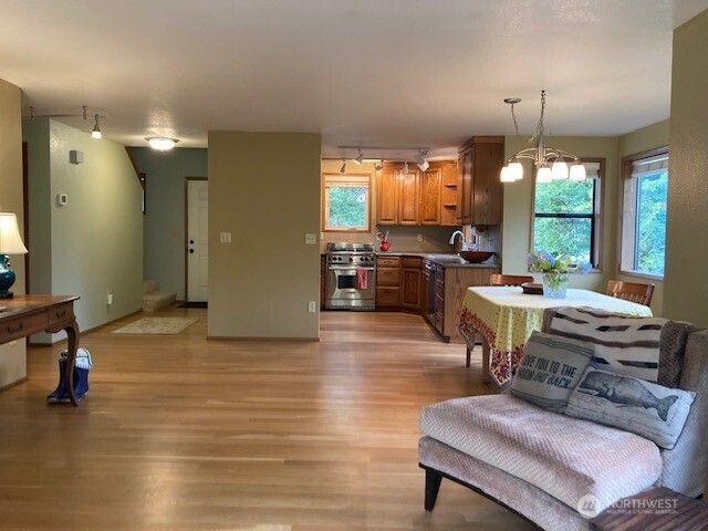 1825 Lenox Court NW, Olympia, WA 98502