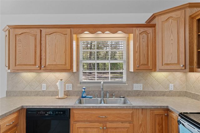 6979 NE COUNTY ROAD 340, High Springs, FL 32643