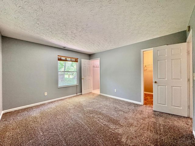 62 Wooded Ridge Drive, Batavia Twp, OH 45102