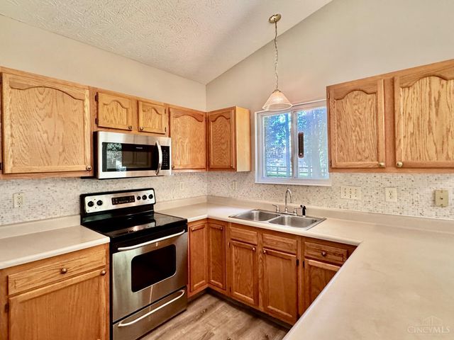 62 Wooded Ridge Drive, Batavia Twp, OH 45102
