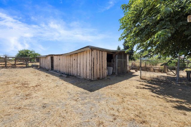 13119 6th St, Hickman, CA 95323