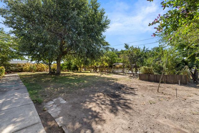 13119 6th St, Hickman, CA 95323