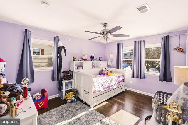 955 LITTLE LEHIGH DR, Emmaus, PA 18049