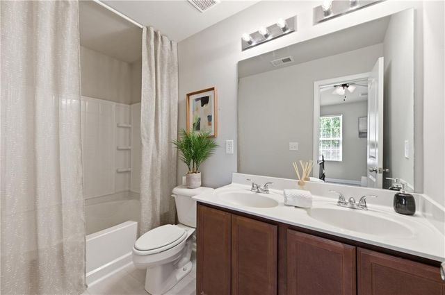 5851 Westchase Street, Atlanta, GA 30336