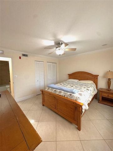 11605 3RD STREET E 306, Treasure Island, FL 33706