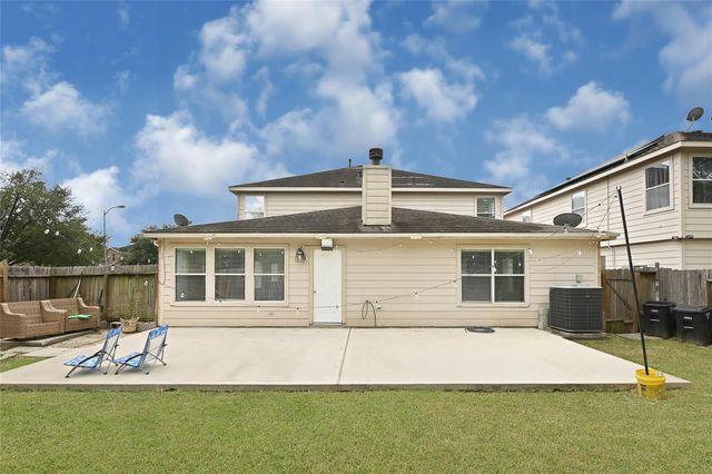 327 Remington Heights Drive, Houston, TX 77073