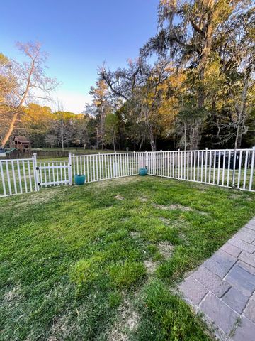 406 Chinquapin Drive, Summerville, SC 29485