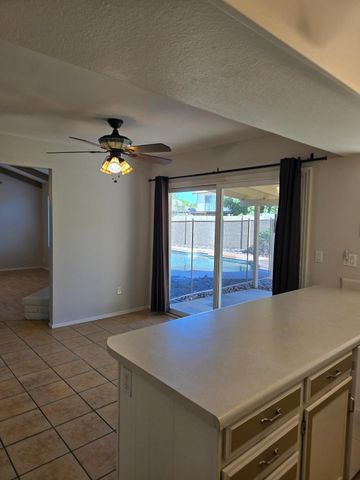 1615 W Summit Place, Chandler, AZ 85224