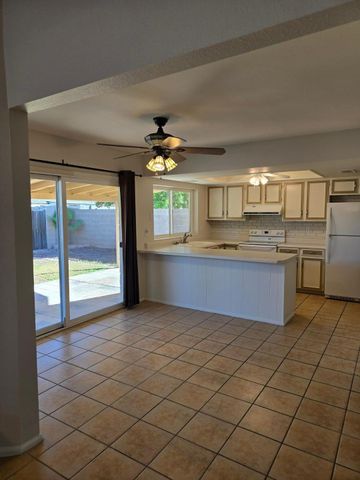 1615 W Summit Place, Chandler, AZ 85224