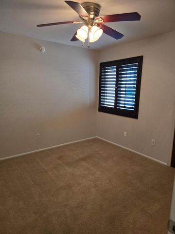 1615 W Summit Place, Chandler, AZ 85224