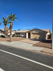1615 W Summit Place, Chandler, AZ 85224