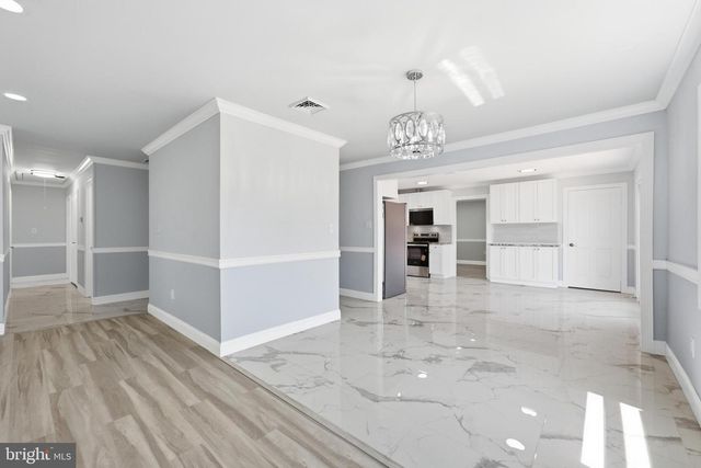 10 MIDFIELD LN, Willingboro, NJ 08046