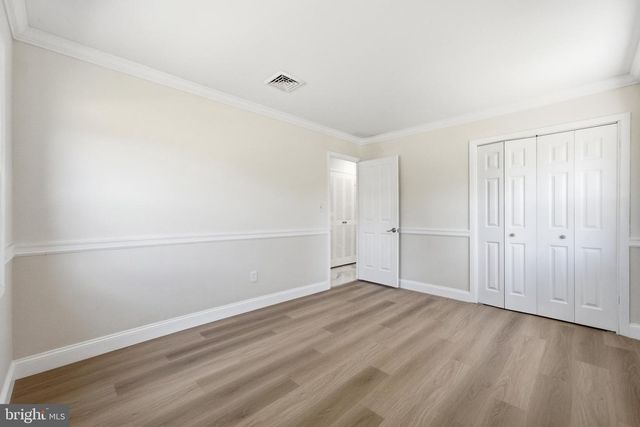 10 MIDFIELD LN, Willingboro, NJ 08046