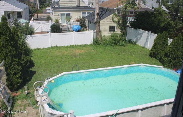 38 Oak Street, Keyport, NJ 07735