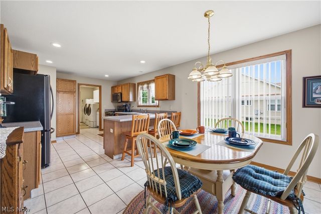 2018 Fox Chase Court, Mineral Ridge, OH 44440