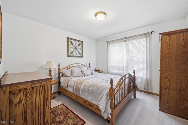 2018 Fox Chase Court, Mineral Ridge, OH 44440