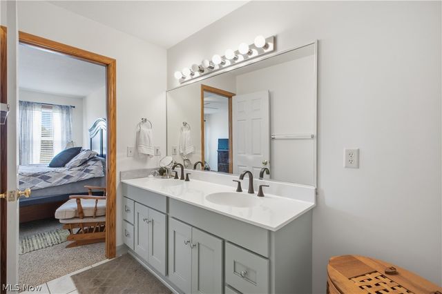 2018 Fox Chase Court, Mineral Ridge, OH 44440