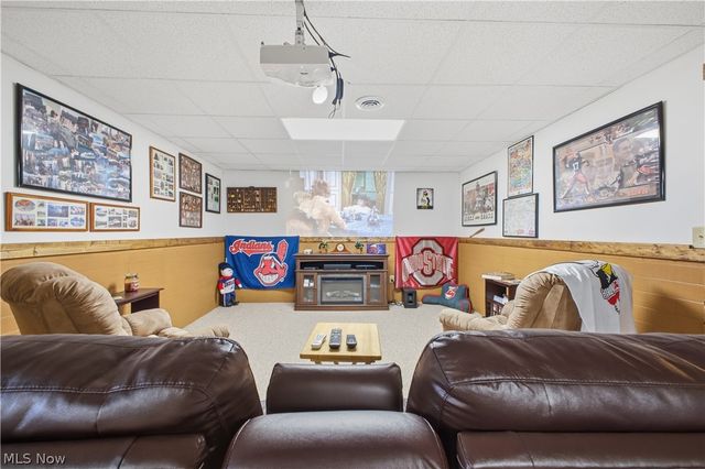 2018 Fox Chase Court, Mineral Ridge, OH 44440
