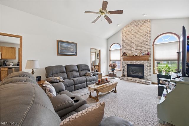 2018 Fox Chase Court, Mineral Ridge, OH 44440