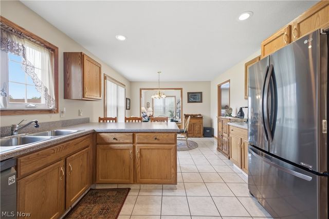 2018 Fox Chase Court, Mineral Ridge, OH 44440