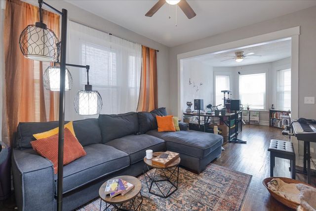 4844 W Rice Street, Chicago, IL 60651