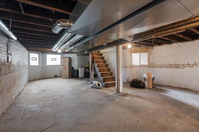 4844 W Rice Street, Chicago, IL 60651