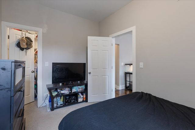 4844 W Rice Street, Chicago, IL 60651