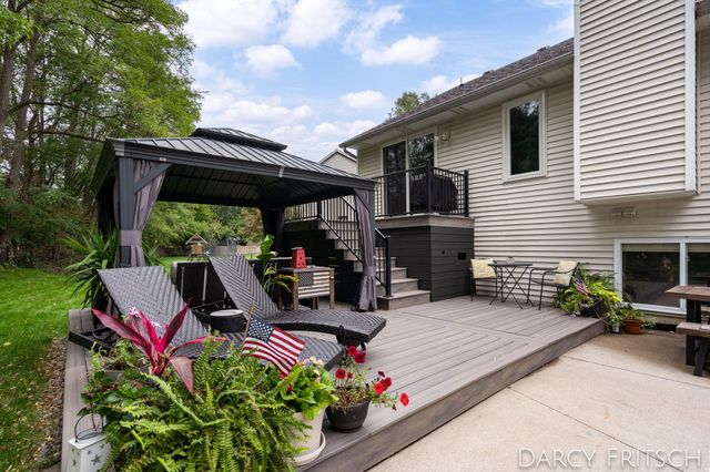 5271 Virginia Lane Sw, City Of Wyoming, MI 49418