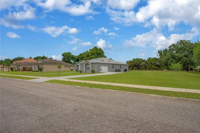 10920 FLINT ESTATES DRIVE, Thonotosassa, FL 33592