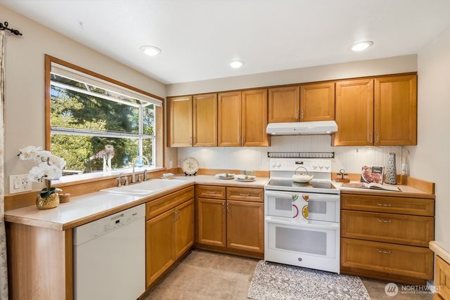 12429 NE 149th Street, Woodinville, WA 98072