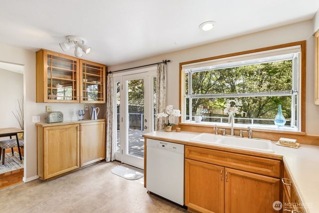 12429 NE 149th Street, Woodinville, WA 98072
