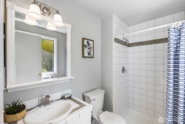 12429 NE 149th Street, Woodinville, WA 98072