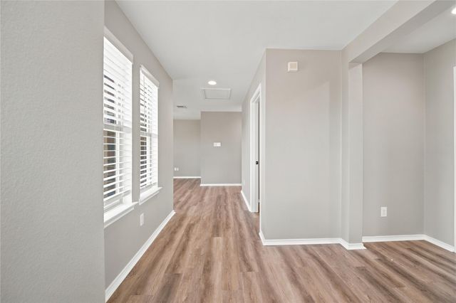 128 Carrington ST, Hutto, TX 78634