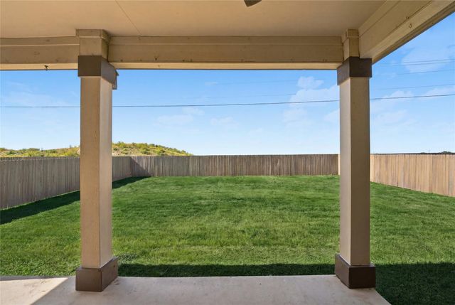 128 Carrington ST, Hutto, TX 78634