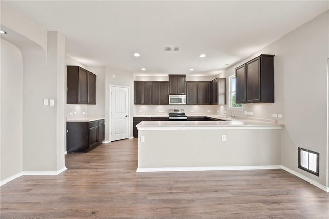 128 Carrington ST, Hutto, TX 78634