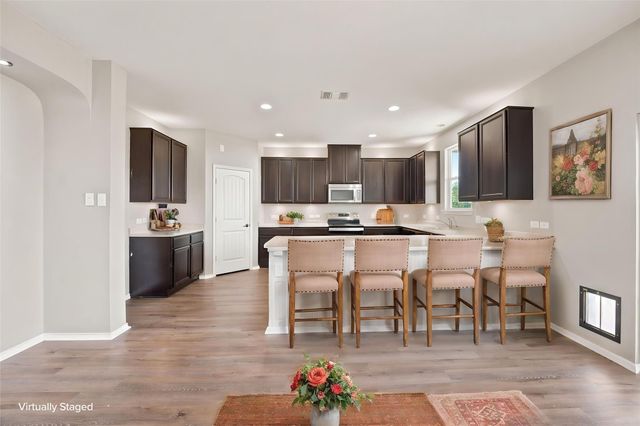 128 Carrington ST, Hutto, TX 78634