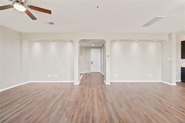 128 Carrington ST, Hutto, TX 78634