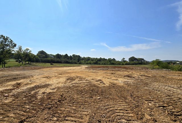 616 N James M Campbell Blvd, Columbia, TN 38401