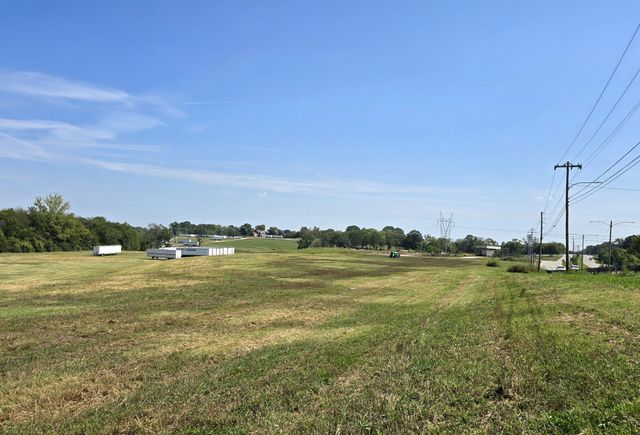 616 N James M Campbell Blvd, Columbia, TN 38401