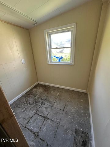 308 Spruce Street, Appalachia, VA 24216