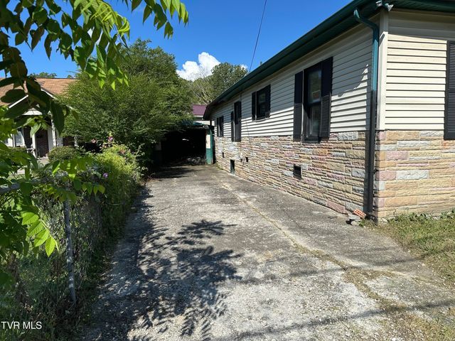 308 Spruce Street, Appalachia, VA 24216