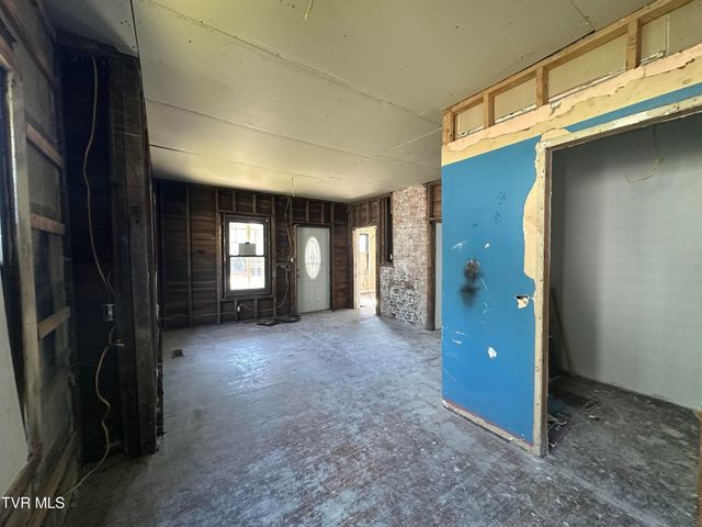 308 Spruce Street, Appalachia, VA 24216