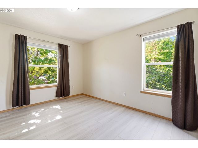 9307 N HAVEN Ave, Portland, OR 97203