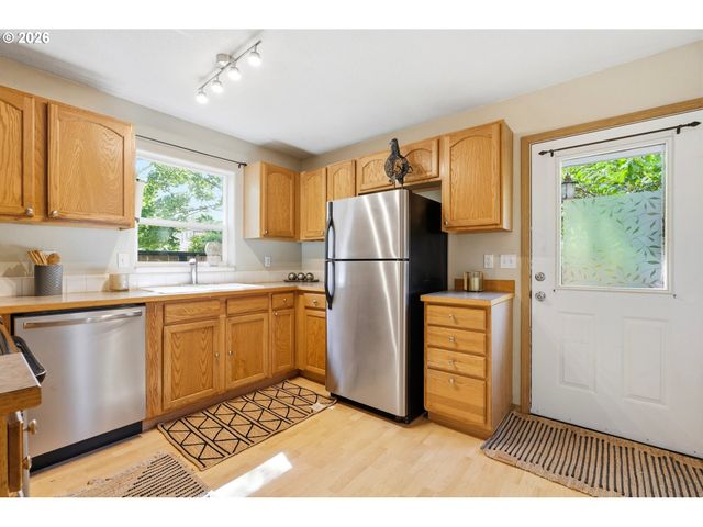 9307 N HAVEN Ave, Portland, OR 97203