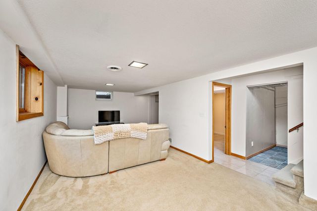 6835 11th Avenue S, Richfield, MN 55423