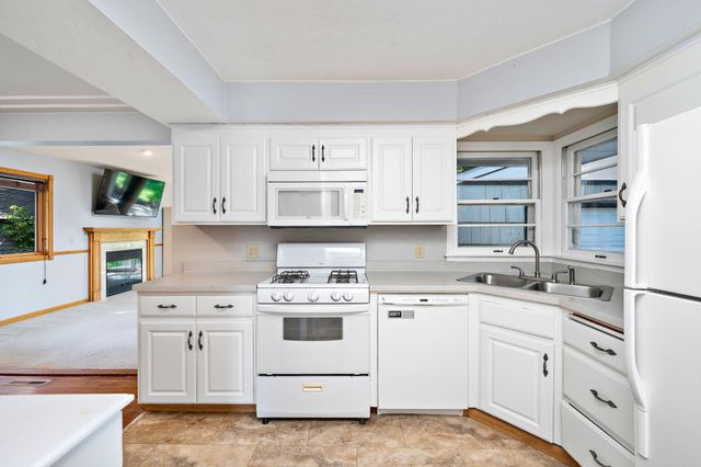 6835 11th Avenue S, Richfield, MN 55423